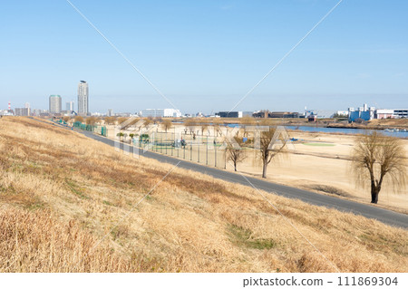 Arakawa Riverbed, around Shikahamabashi Green Area Arakawa Riverbed, around Shikahamabashi Green Area 111869304