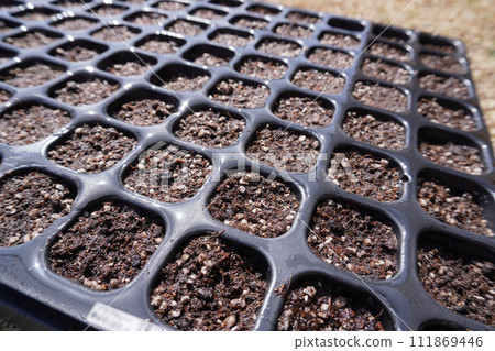 插頭托盤128孔07 111869446