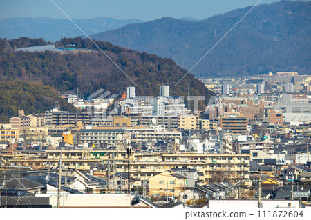 [Kyoto scenery] View of Daigo area from Uji Hirao park 111872604