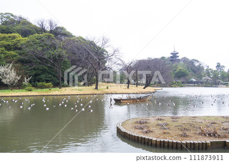 Winter at Sankeien Garden in Honmoku, Naka Ward, Yokohama City, Kanagawa Prefecture Winter at Sankeien Garden in Honmoku, Naka Ward, Yokohama City, Kanagawa Prefecture 111873911