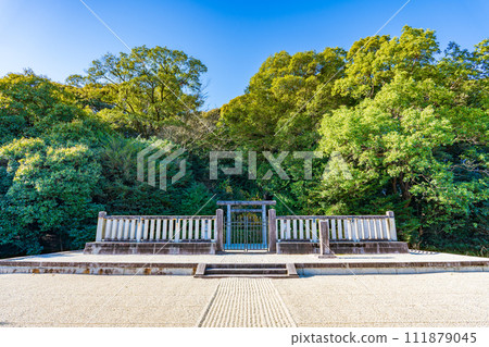 奈良縣香芝市、第25代武烈天皇岩嘉山北陵 111879045