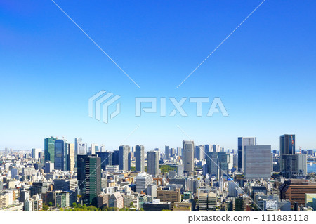 從東京鐵塔看到的灣區摩天大樓 111883118