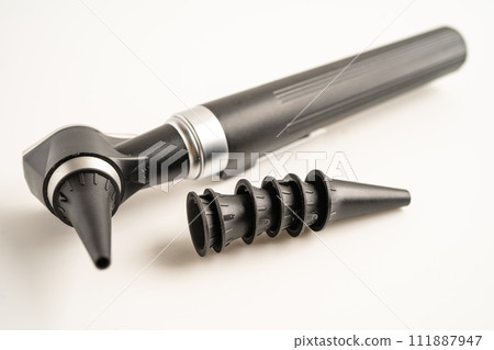 Otoscope for audiologist or ENT doctor use otoscope checking ear and treate hearing loss problem. Otoscope for audiologist or ENT doctor use otoscope checking ear and treate hearing loss problem. 111887947