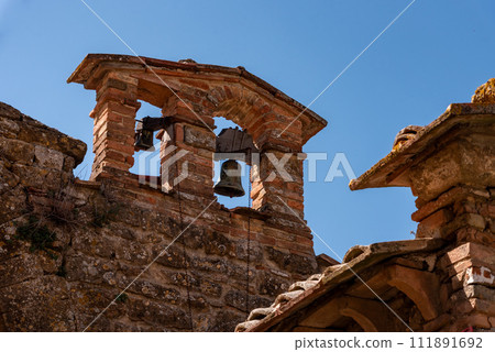 Small chapel San Felice at the city wall of Volterra in the Tuscany 111891692