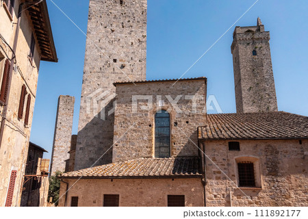 Scenic view of the famous towers of San Gimignano 111892177