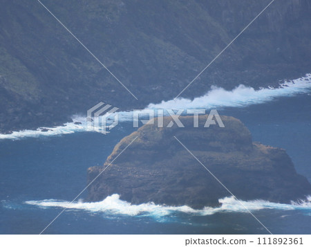 八丈小島 111892361