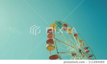 多彩的摩天輪 111894469