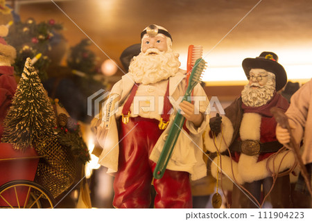 有牙刷的牙醫聖誕老人 111904223