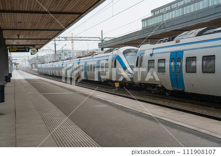 station, train station, electric train 111908107