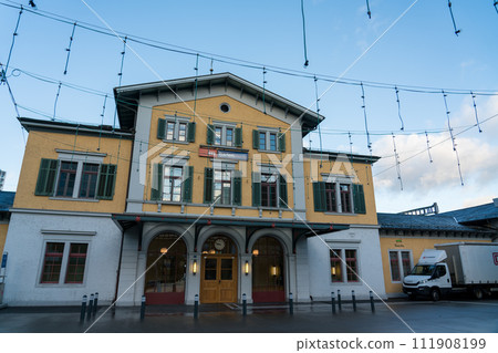 electric train, train, switzerland 111908199