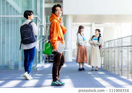 University student University 111908358