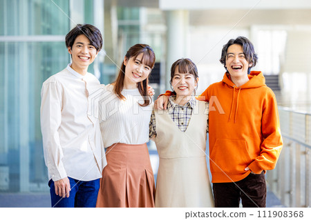 Young men and women of college students 111908368
