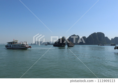 View from the boat in Halong Bay View from the boat in Halong Bay 111909113