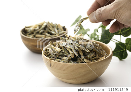 Almond Fish 111911249