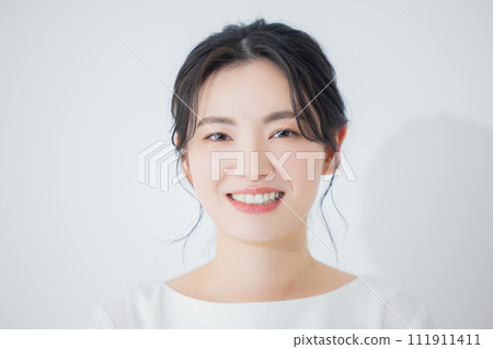 白色的一塊女人 白色的一塊女人 111911411