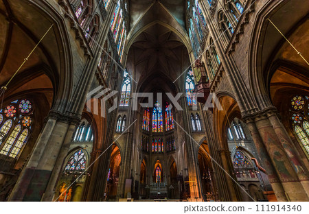 Interiors of the cathedral, Metz, France 111914340