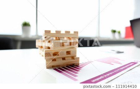 pallets tower lie on table charts with pallets tower lie on table charts with 111914410