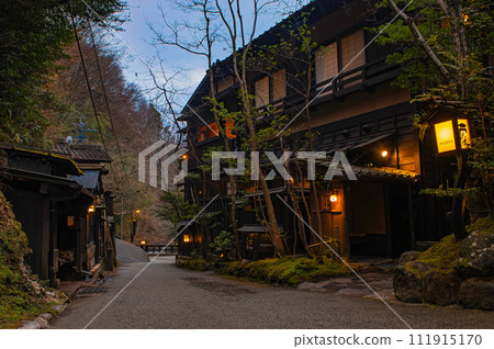 晚上黑川溫泉 111915170