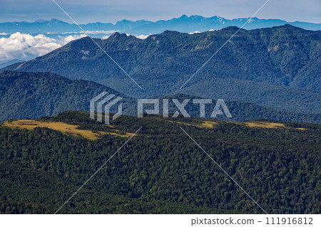 Distant view of Ayamedaira, Mt. Joshu Buton, Yatsugatake, and the Southern Alps from Oze/Hushigatake Distant view of Ayamedaira, Mt. Joshu Buton, Yatsugatake, and the Southern Alps from Oze/Hushigatake 111916812