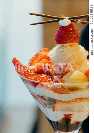 Adult parfait, night parfait, luxury parfait Adult parfait, night parfait, luxury parfait 111919988