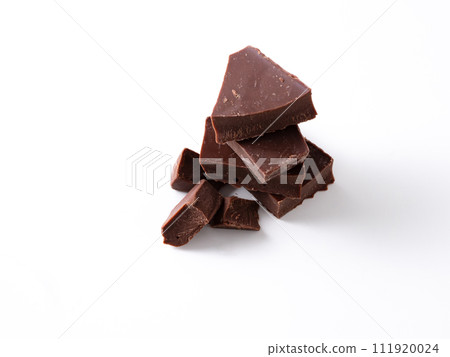 Chocolate broken chocolate Chocolate broken chocolate 111920024