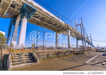 Japan's Yokohama cityscape overlooking Yokohama Bay Bridge, Sky Lounge, parking lot, etc. from "Skywalk-mae" Japan's Yokohama cityscape overlooking Yokohama Bay Bridge, Sky Lounge, parking lot, etc. from "Skywalk-mae" 111920463