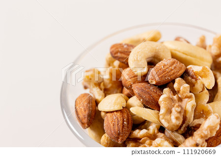 mixed nuts in a bowl 111920669