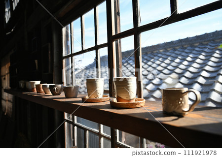 Walking around Shigaraki town Walking around Shigaraki town 111921978