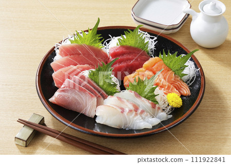 Assortment of delicious sashimi Assortment of delicious sashimi 111922841