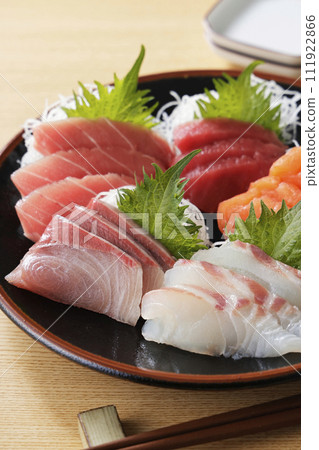 各種美味的生魚片 111922866