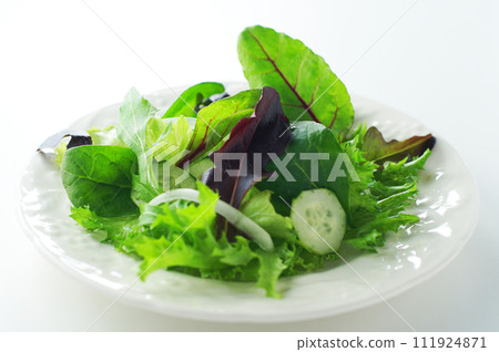 refreshing green salad refreshing green salad 111924871
