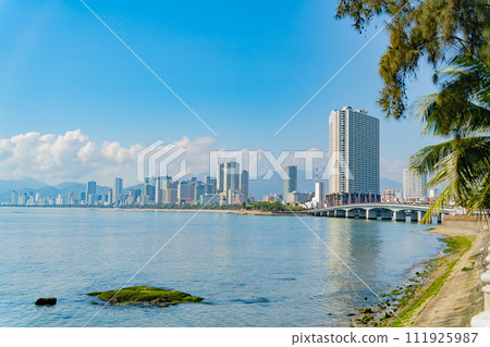 The embankment of the city.   111925987