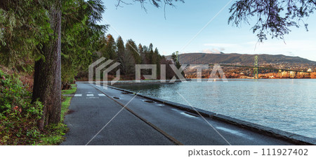 Seawall in Stanley Park. Modern City. Downtown Vancouver, BC, Canada Seawall in Stanley Park. Modern City. Downtown Vancouver, BC, Canada 111927402