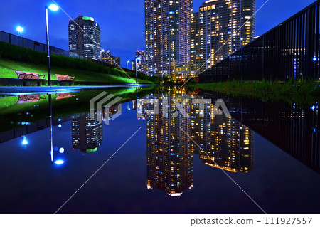 雨後的豐洲塔公寓 111927557