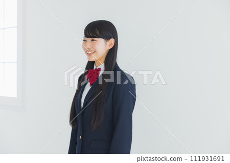 穿制服的高中女生 穿制服的高中女生 111931691