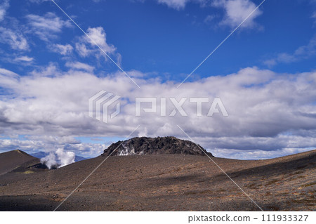 Hokkaido, Mt. Tarumae, lava dome and Nishiyama 111933327