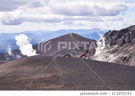 北海道、樽前山、熔岩穹丘和西山 111933351