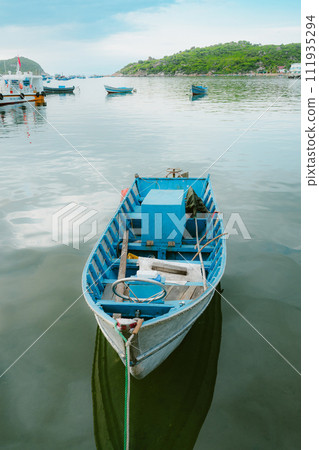 boats on the lake 111935294