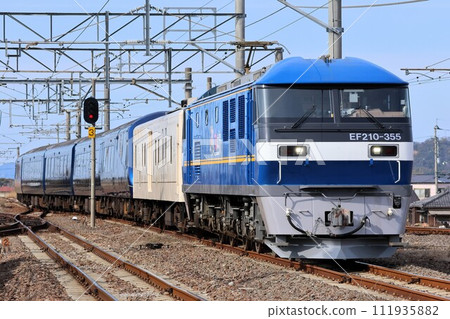 EF210型+瑪尼50+2100系列～THE ROYAL EXPRESS～（島山線：琴平站） 111935882