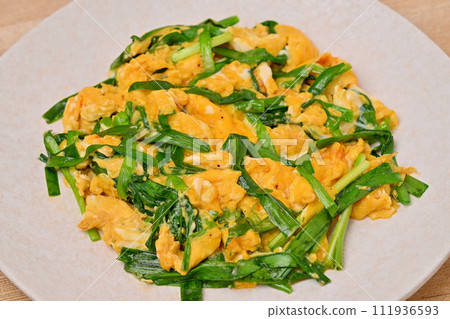 韭菜球、韭菜、韭菜、韭菜、中餐、雞蛋菜、韭菜。 111936593