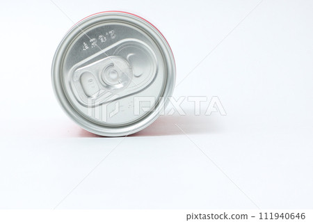 空罐、罐頭、鋁罐、飲料、回收、飲用水、果汁、鋁、罐頭 111940646