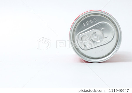 空罐、罐頭、鋁罐、飲料、回收、飲用水、果汁、鋁、罐頭 111940647