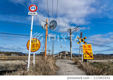 4 型平交道 赤穗線第一沖田平交道 岡山縣瀨戶內市奧町 6 111941032