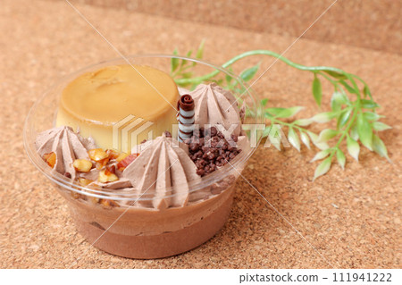 Convenience store sweets, sweets, dessert, Western sweets, pudding, fresh cream, convenience store, Western sweets, food Convenience store sweets, sweets, dessert, Western sweets, pudding, fresh cream, convenience store, Western sweets, food 111941222