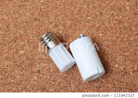 輝光燈泡, 輝光燈, 照明管, 電力, 光, 照明, 電力, 日用品, 照明設備, 燈, 光, 燈泡 輝光燈泡, 輝光燈, 照明管, 電力, 光, 照明, 電力, 日用品, 照明設備, 燈, 光, 燈泡 111942325