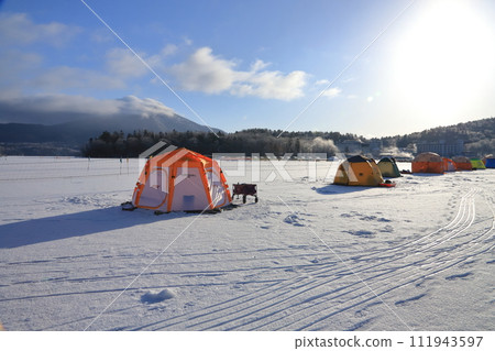 Smelt fishing on the ice at Lake Akan 111943597