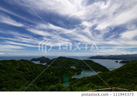 Heart-shaped cove in Ukuraenchi Heart-shaped cove in Ukuraenchi 111945373