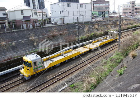 橫濱線町田附近新軌道交通車Kiya 195 111945517