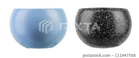 Collection empty ceramic flower pots 111947508