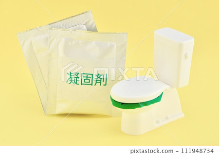 微型馬桶和停水時的凝結劑 111948734